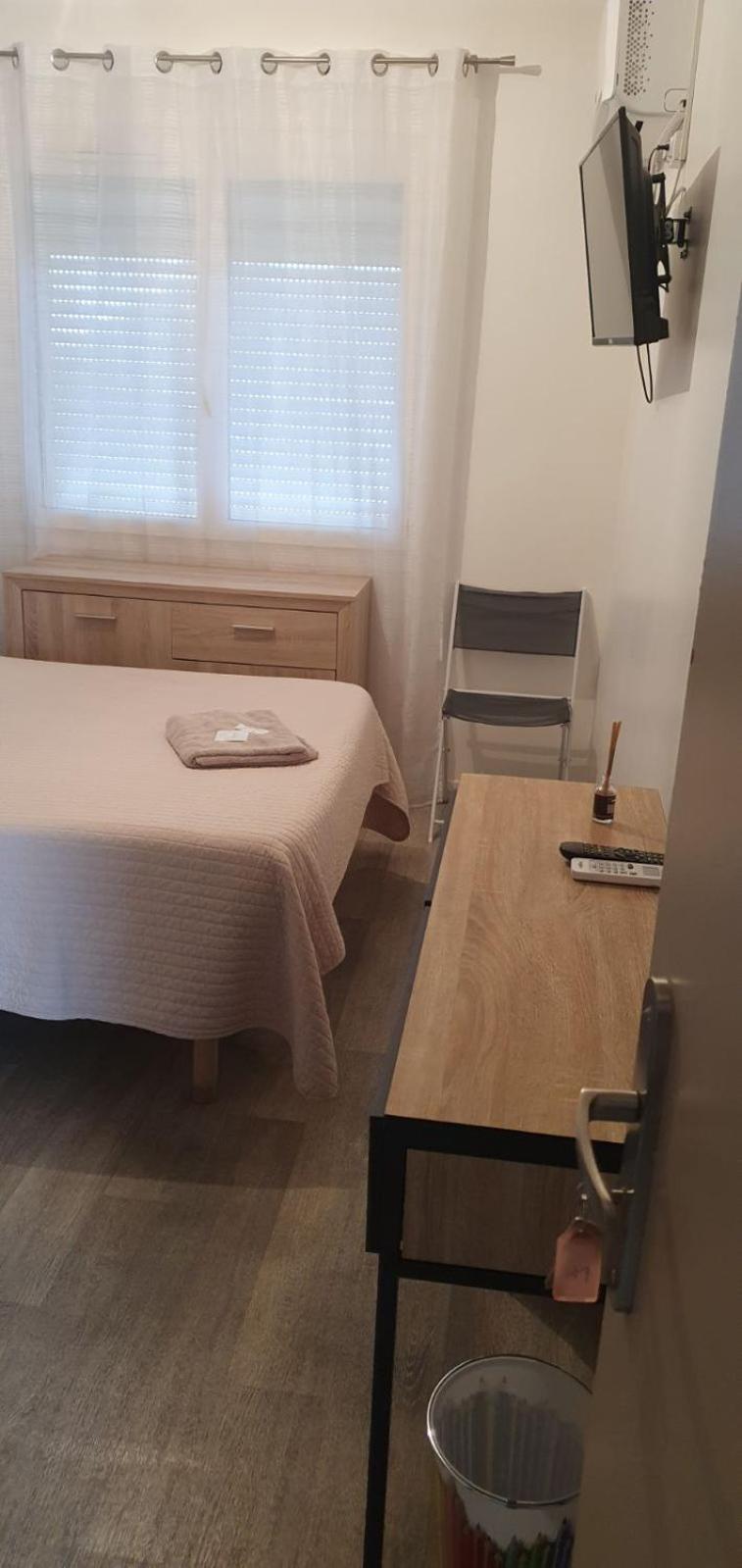 Hotel Restaurant Calypso Fos-sur-Mer Eksteriør bilde
