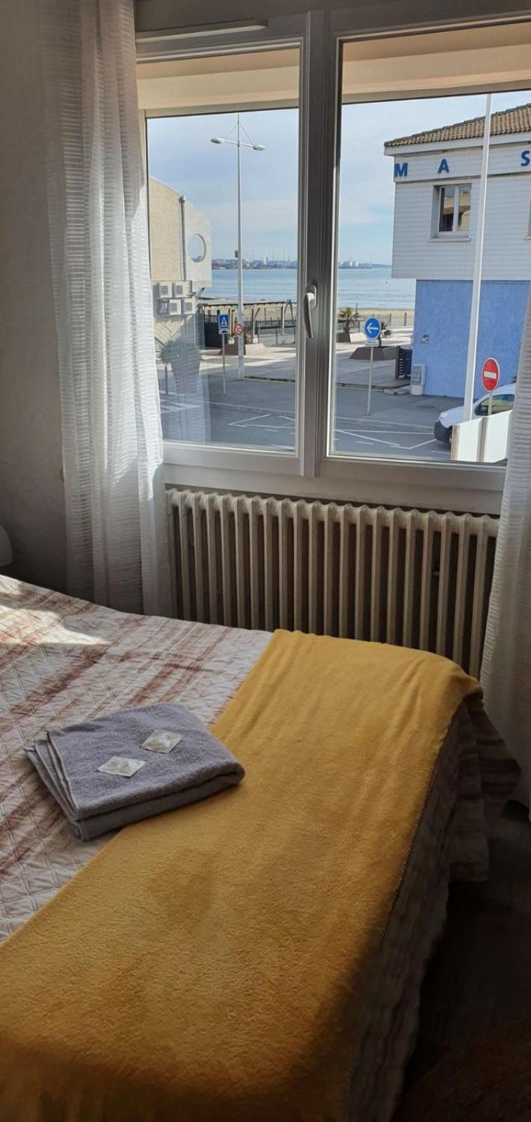 Hotel Restaurant Calypso Fos-sur-Mer Eksteriør bilde
