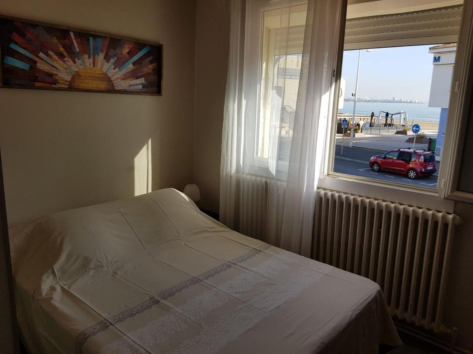 Hotel Restaurant Calypso Fos-sur-Mer Eksteriør bilde