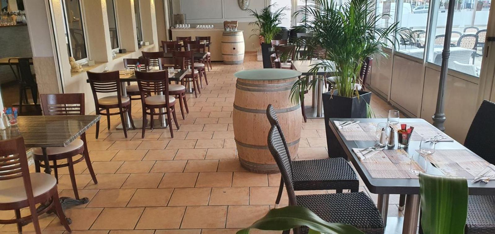Hotel Restaurant Calypso Fos-sur-Mer Eksteriør bilde