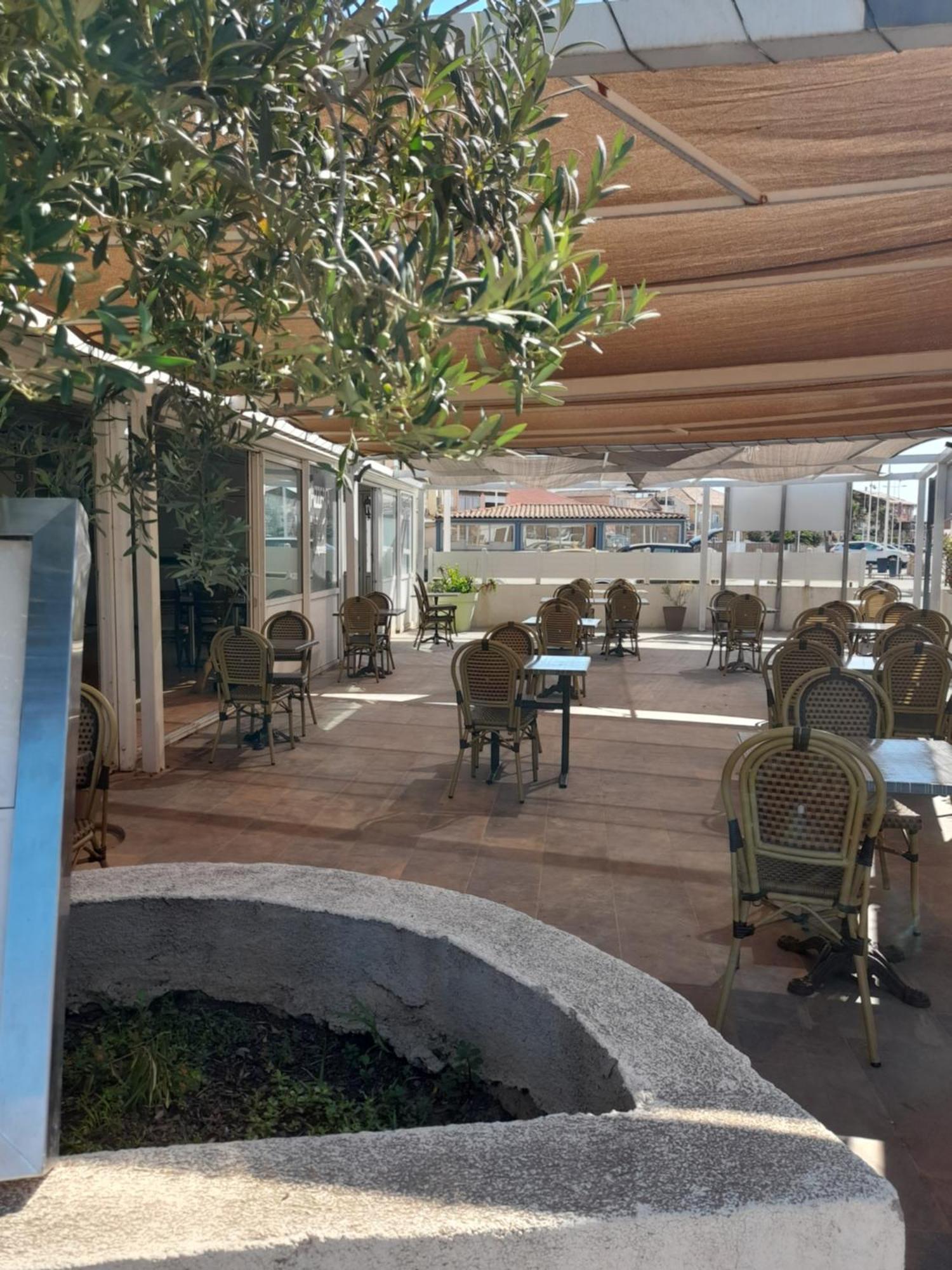 Hotel Restaurant Calypso Fos-sur-Mer Eksteriør bilde