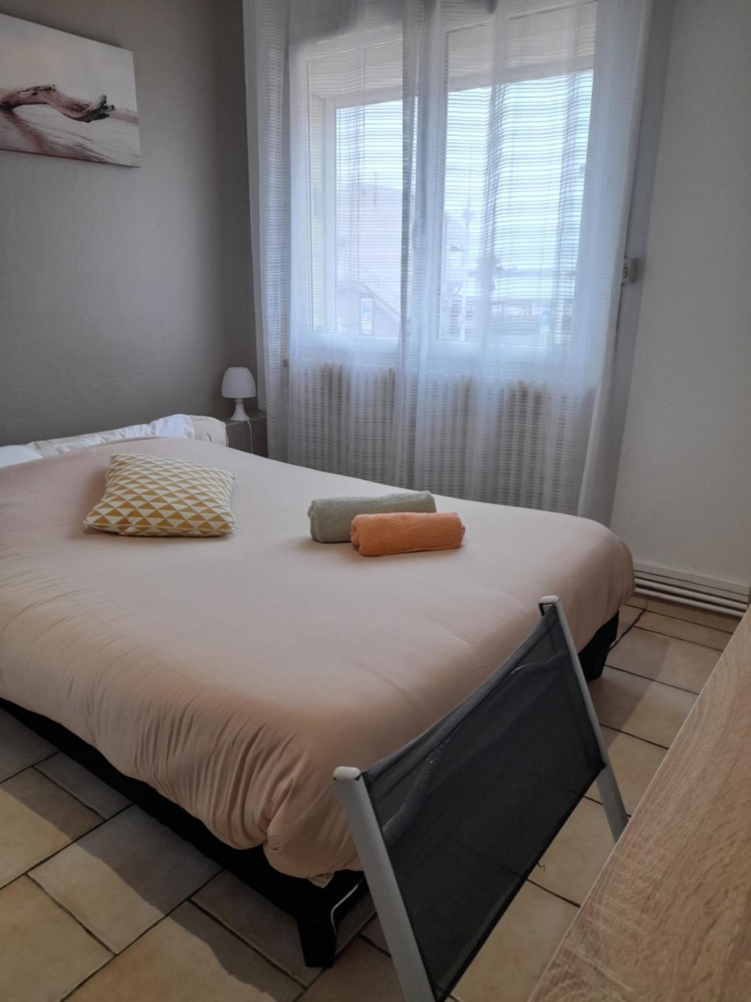 Hotel Restaurant Calypso Fos-sur-Mer Eksteriør bilde
